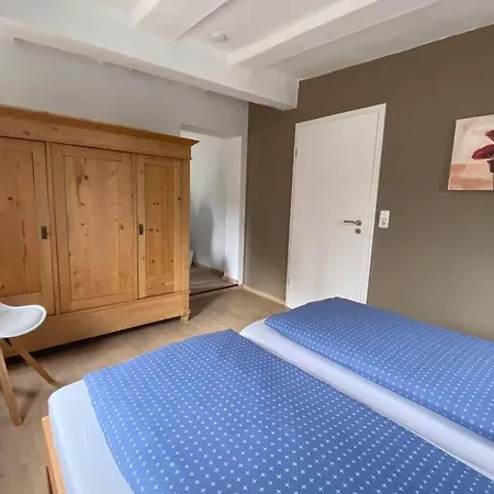 Alte Zollhaeuschen Apartmán *